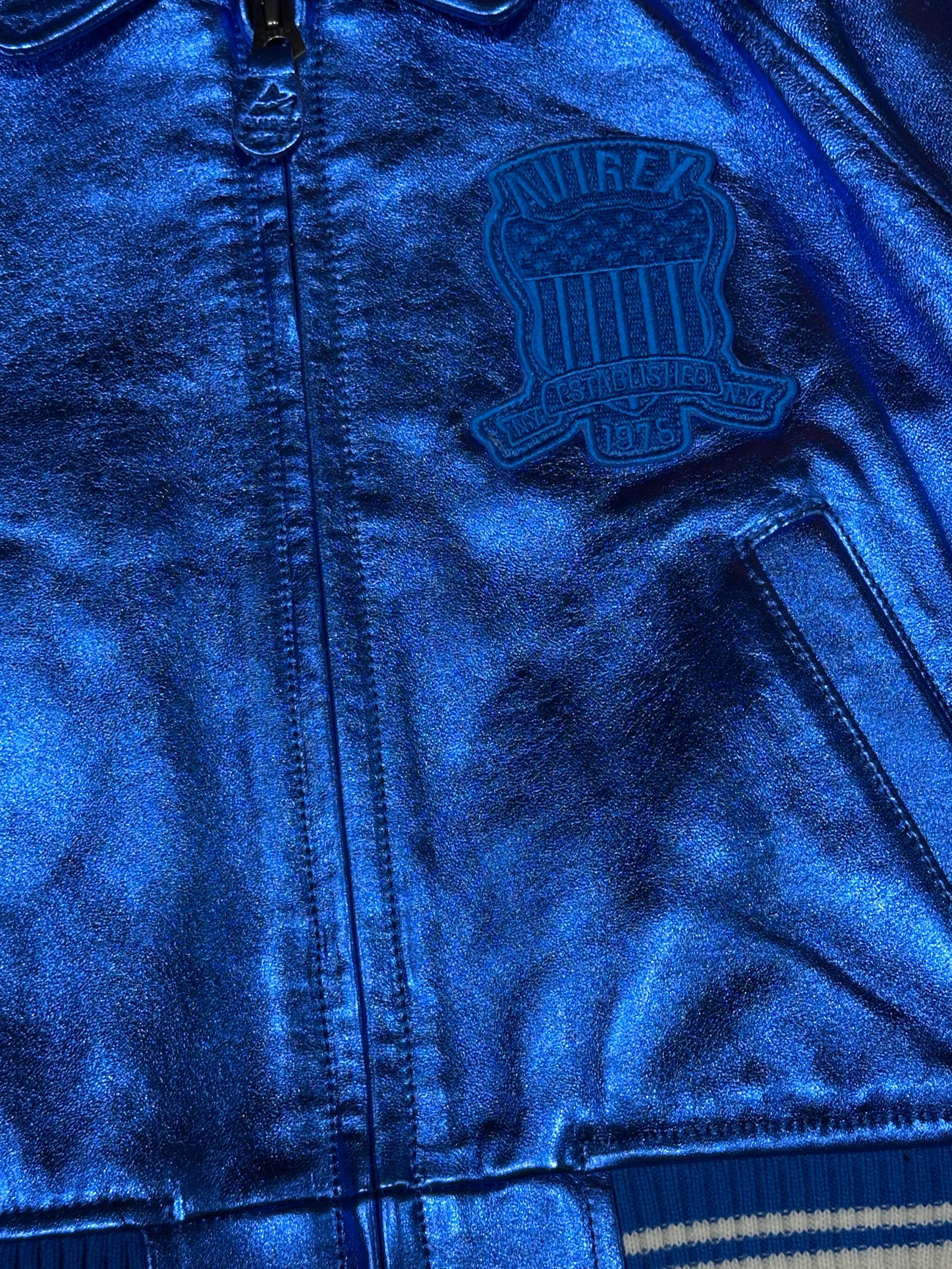 AVIREX WOMAN METTALIC BLUE