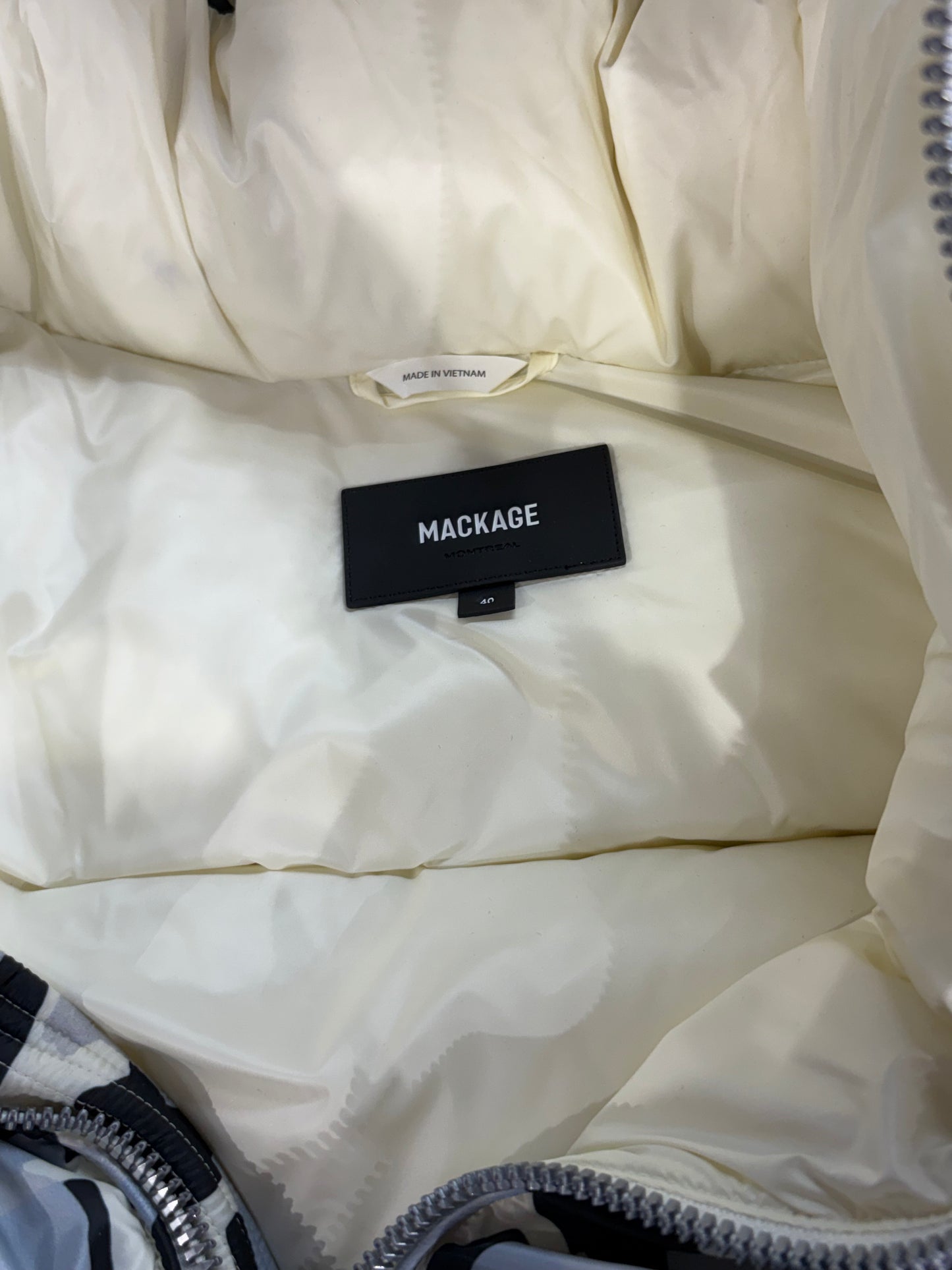 MACKAGE KENT-NV MKG PUFFER JACKET CRM TILE